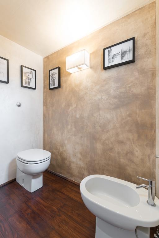 Charming Attic Niche Apartment Флоренция Екстериор снимка